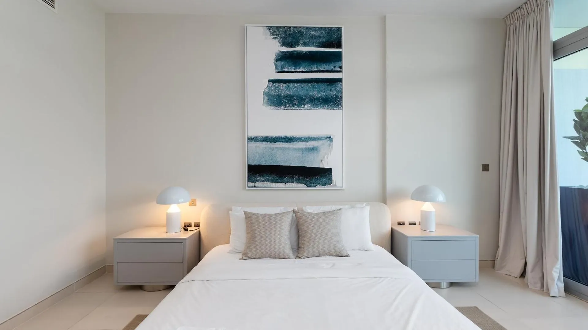 Azure Residences, Palm Jumeirah - Mint Stay Dubai